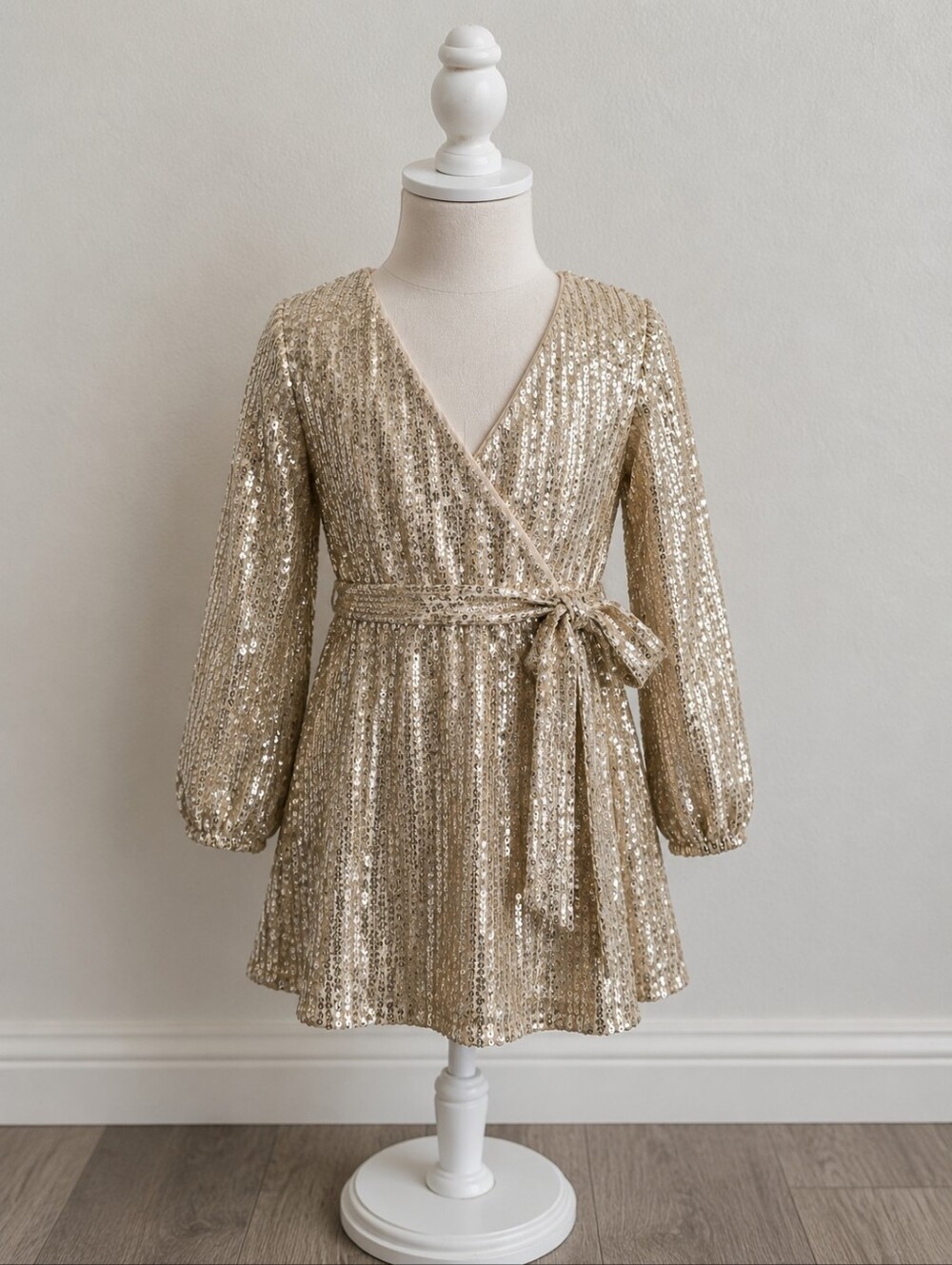Art Class Girls Gold Sequin Wrap Dress Size S (6/7) Sparkly Party Holiday Specia